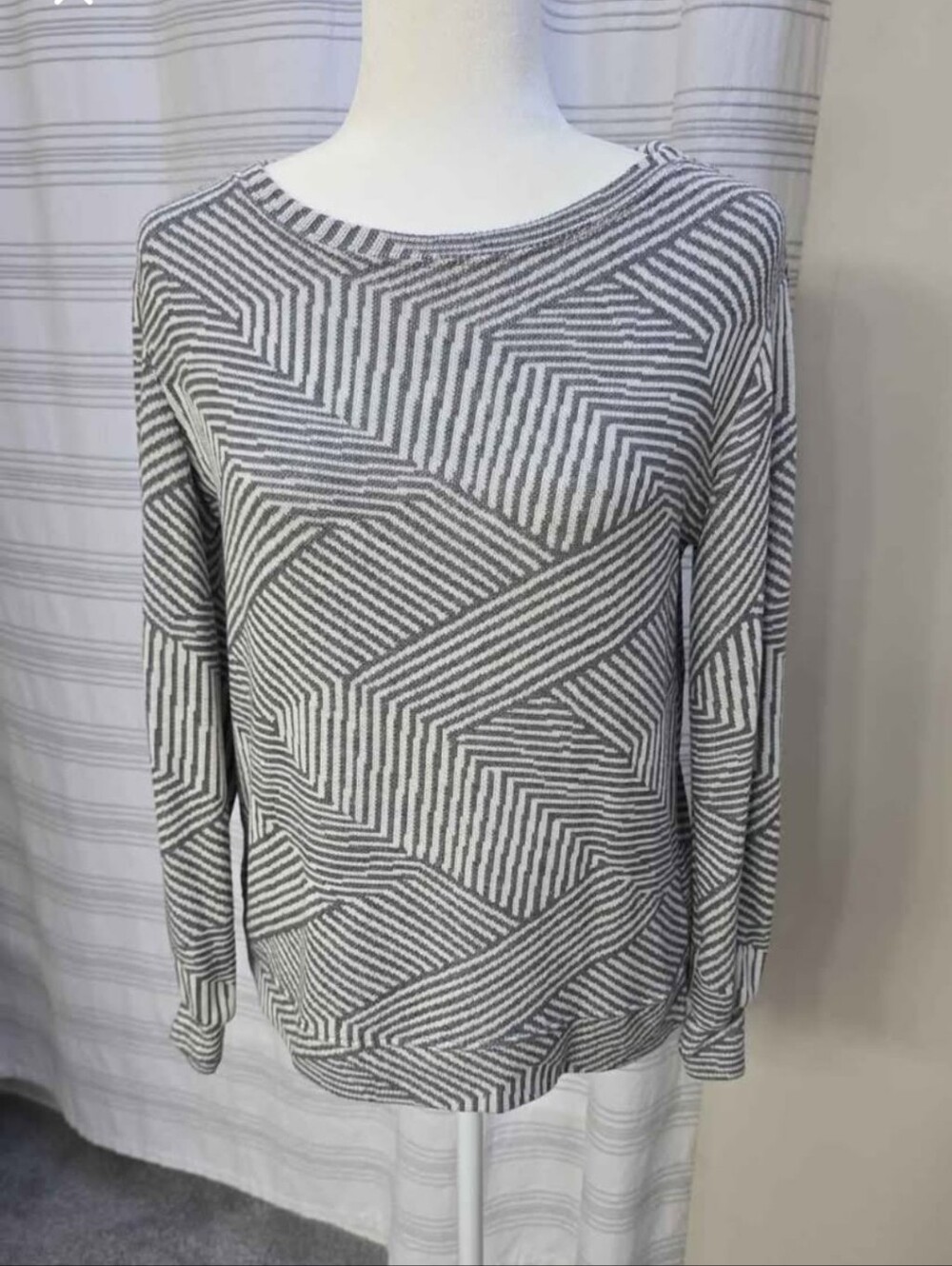 Ellen Tracy Sweater